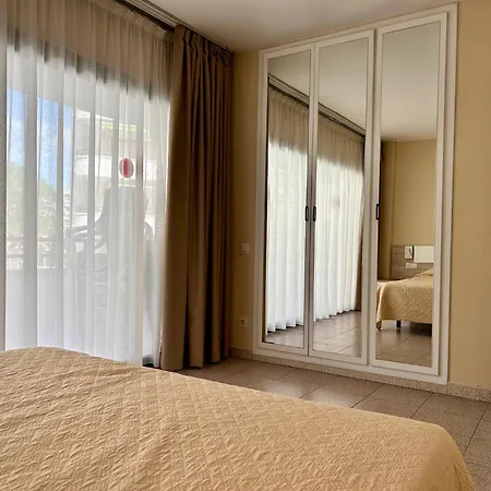 Apartamentos Aventura Salou Exterior foto